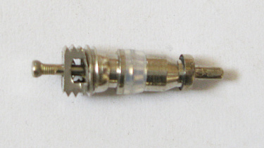 Штуцер (золотник Шредера) VC-500-25